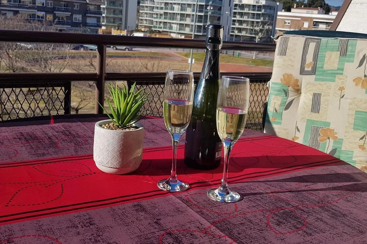 Bella Casa - Helle Wohnung In Strandnaehe Palamos